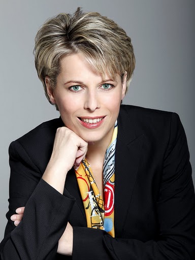 Νίκη Γκοτσοπούλου, Βιογραφικό